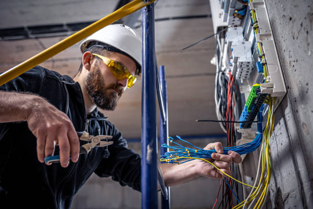 Best Electrical Contractors for Businesses  in Pascagoula, MS